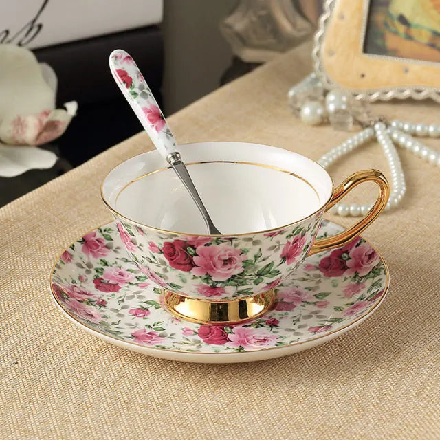 European Royal Bone China Tea Cup & Saucer Set – Vintage Elegance