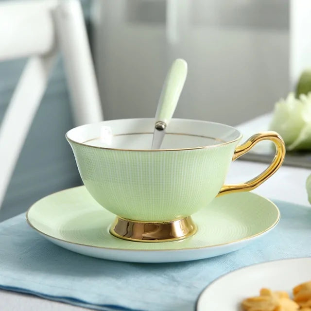 European Royal Bone China Tea Cup & Saucer Set – Vintage Elegance